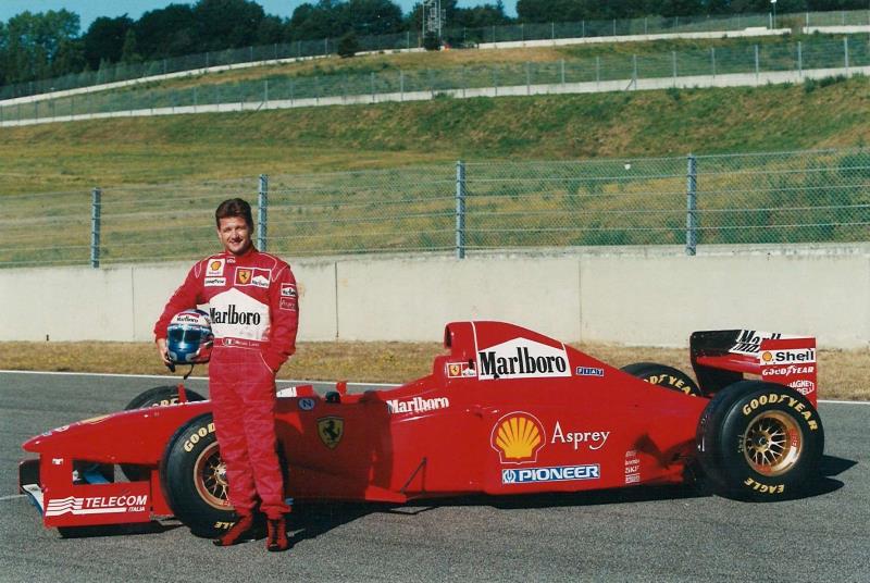 Nicola Larini in F1 con la Ferrari al Mugello